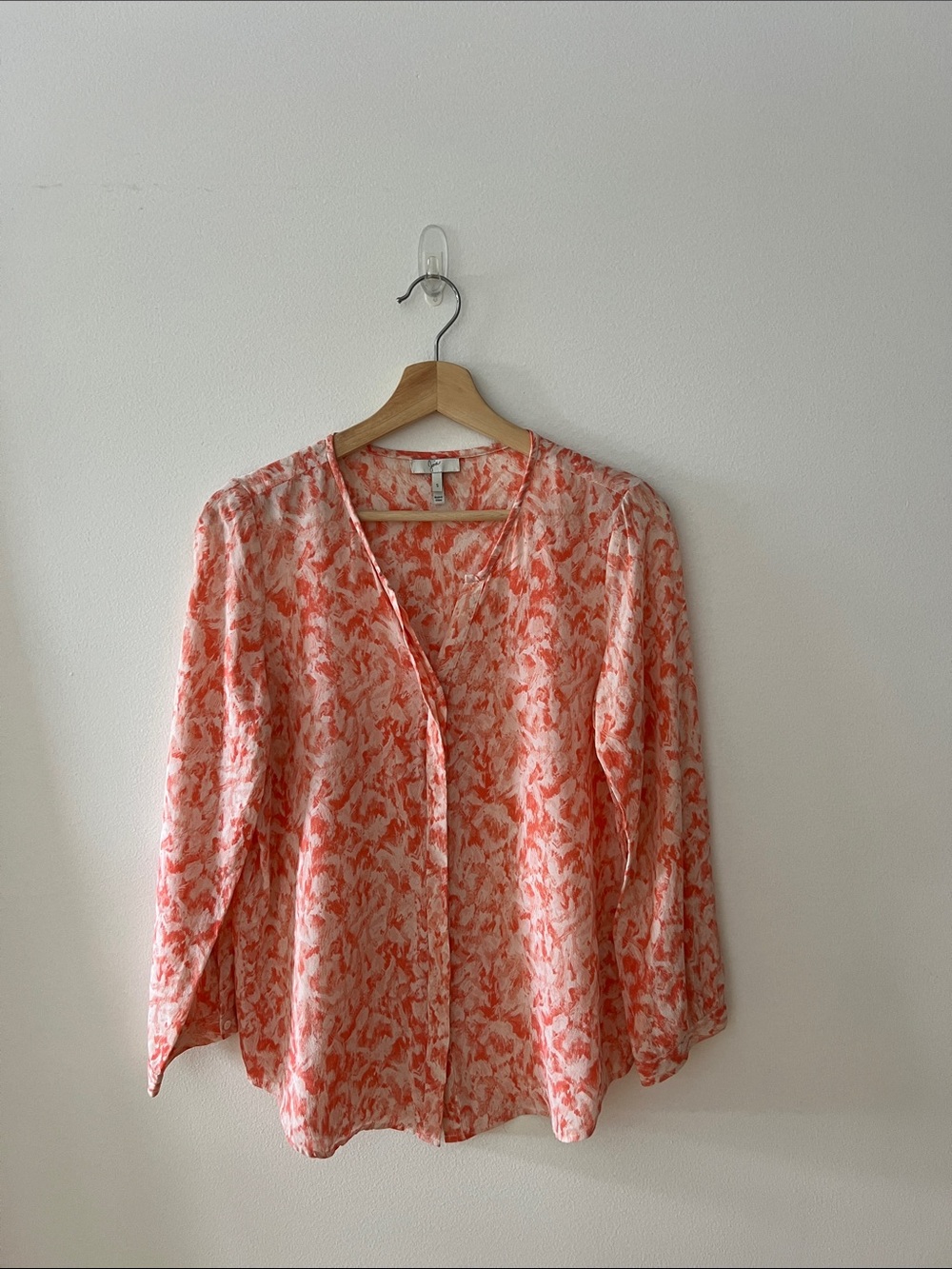 Joie Coral and Cream Silk Patterned V-Neck Blouse